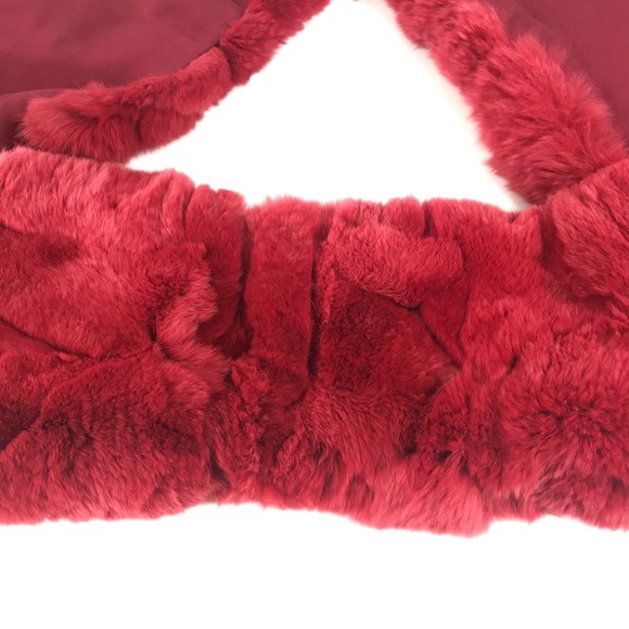CHANEL Chanel Fashion Accessories Fur Scarf Red - Picture 6 of 10
